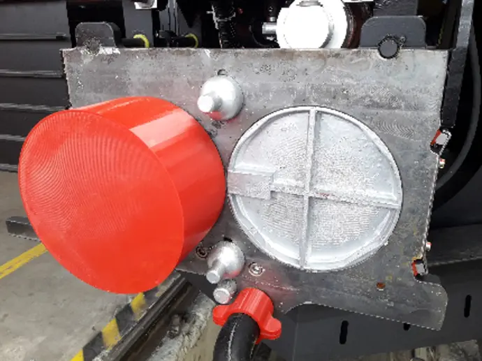 Additiv gefertige Lackierabdeckung für Schienenfahrzeuge