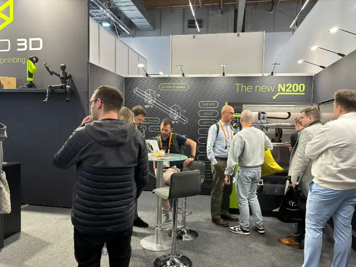 Guter Besuch am Messestand von NEVO3D auf der Formnext 2025 in Frankfurt